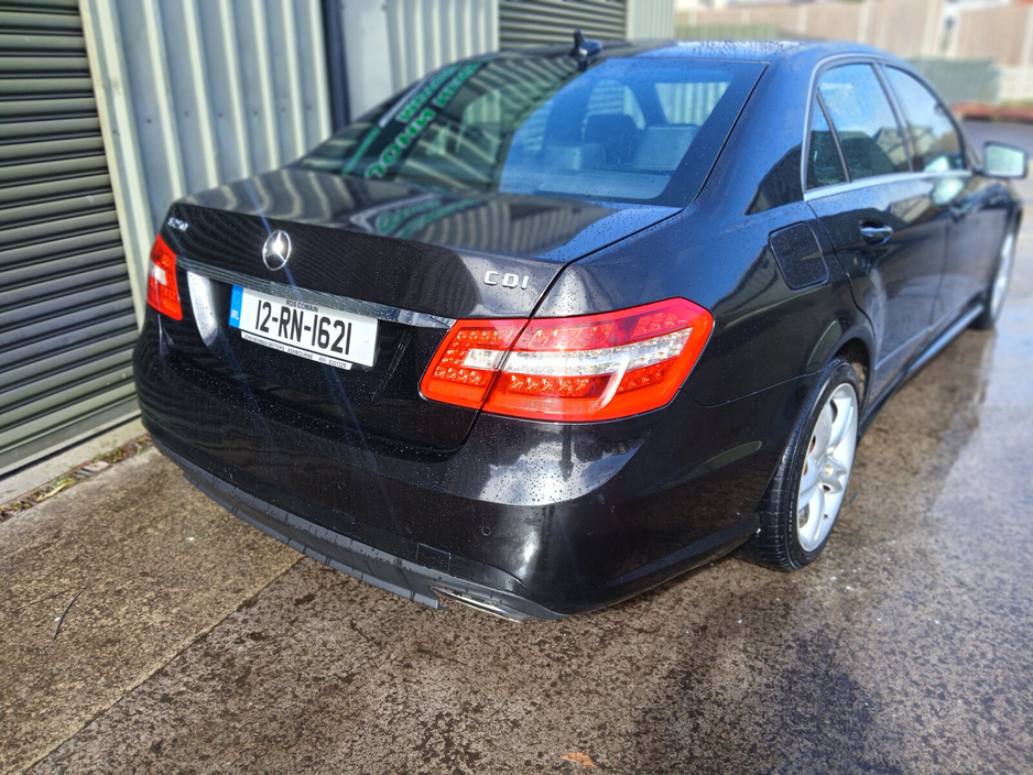 2012 Mercedes-Benz E Class - image 14
