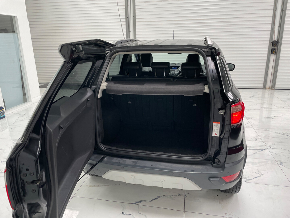 2018 Ford Ecosport - image 4