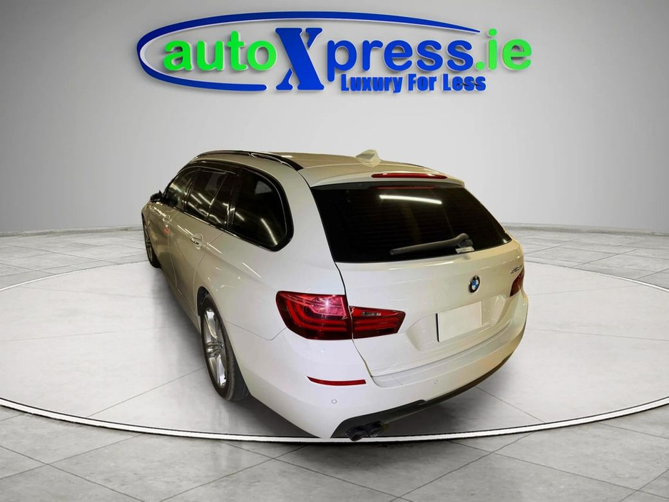 2016 BMW 5 Series - image 3