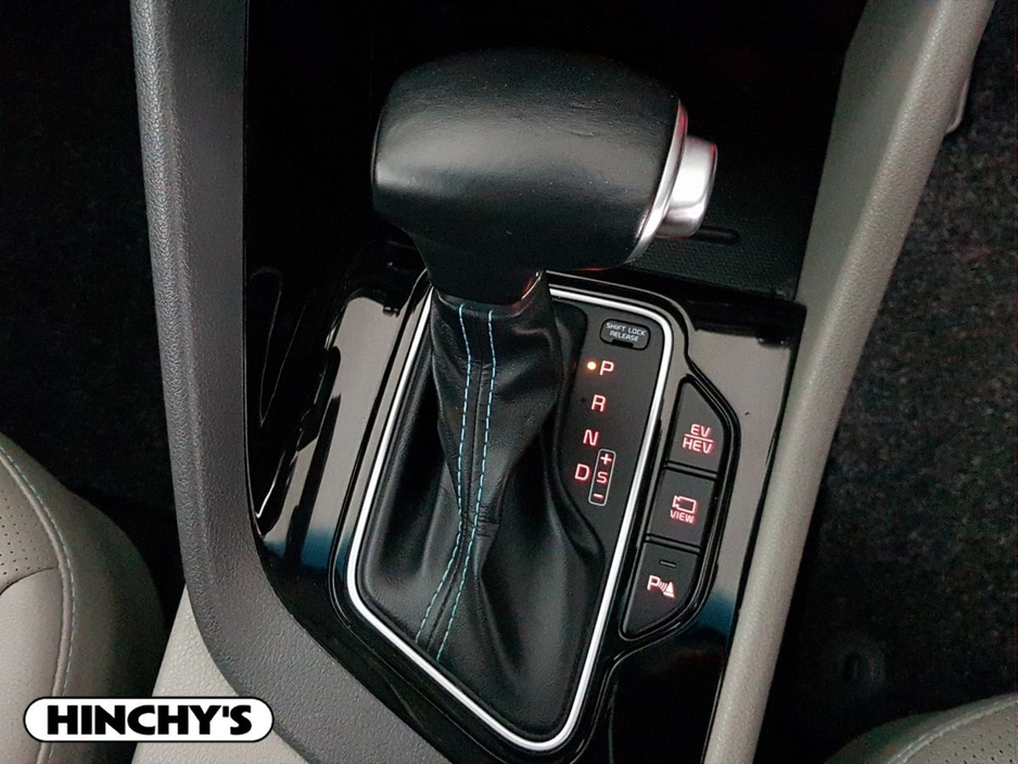 2021 Kia Niro - image 11