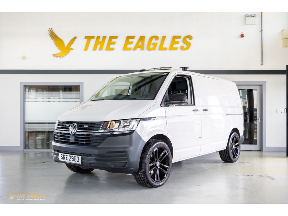 2021 Volkswagen Transporter - image 22
