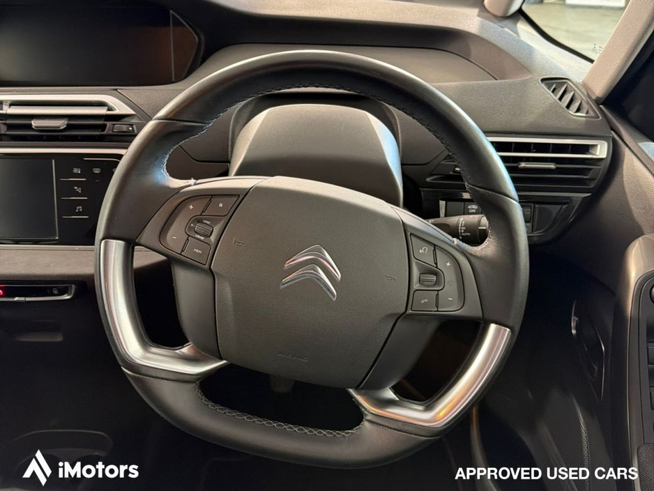 2022 Citroen Grand C4 Picasso - image 17