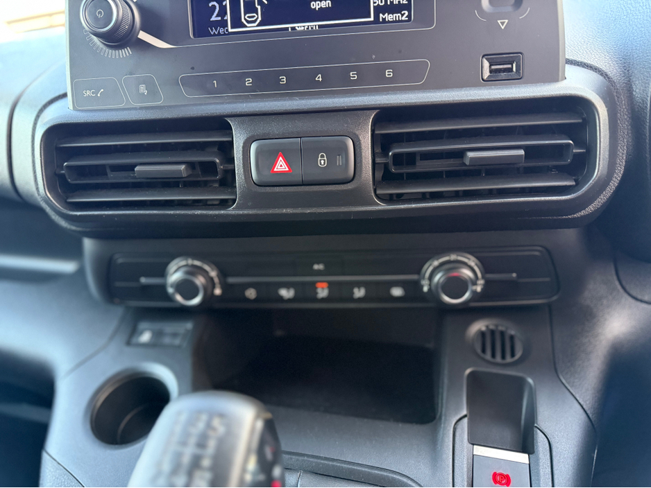 2021 Opel Combo 3 SEATER - 1.5 DIESEL - MANUAL - 12M WARRANTY - CAR: 1599 €14,950