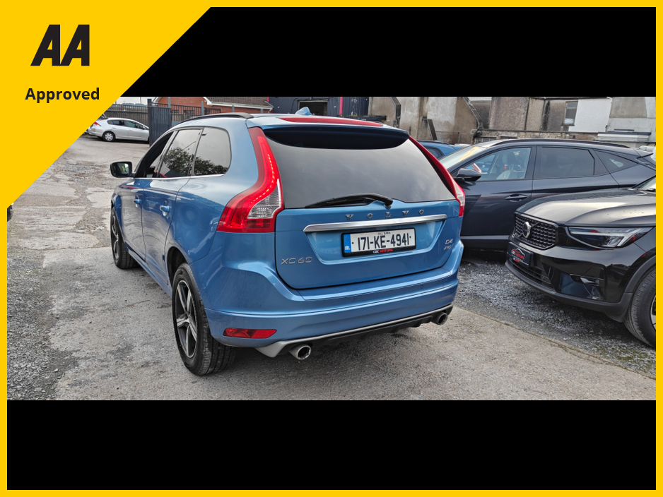 2017 Volvo XC60 - image 8