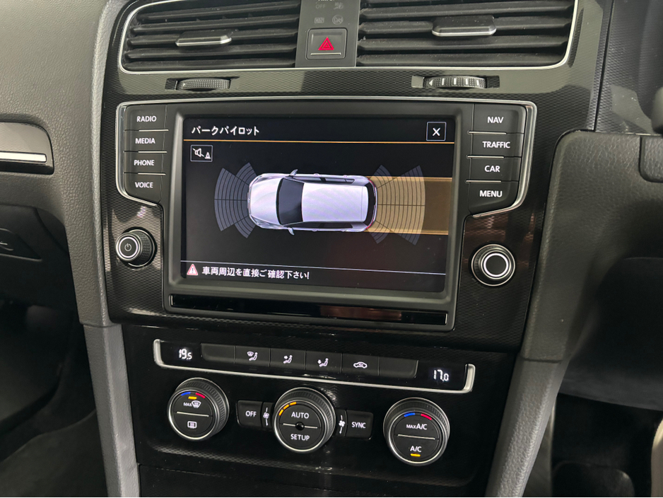 2014 Volkswagen Golf VOLKSWAGEN GOLF GTI DSG 220BHP*TUNGSTEN SILVER*DCC & ACC*PARKING SENSORS*KEYLESS ENTRY & START*AUTO HOLD*TRADE INS WELCOME* €17,950