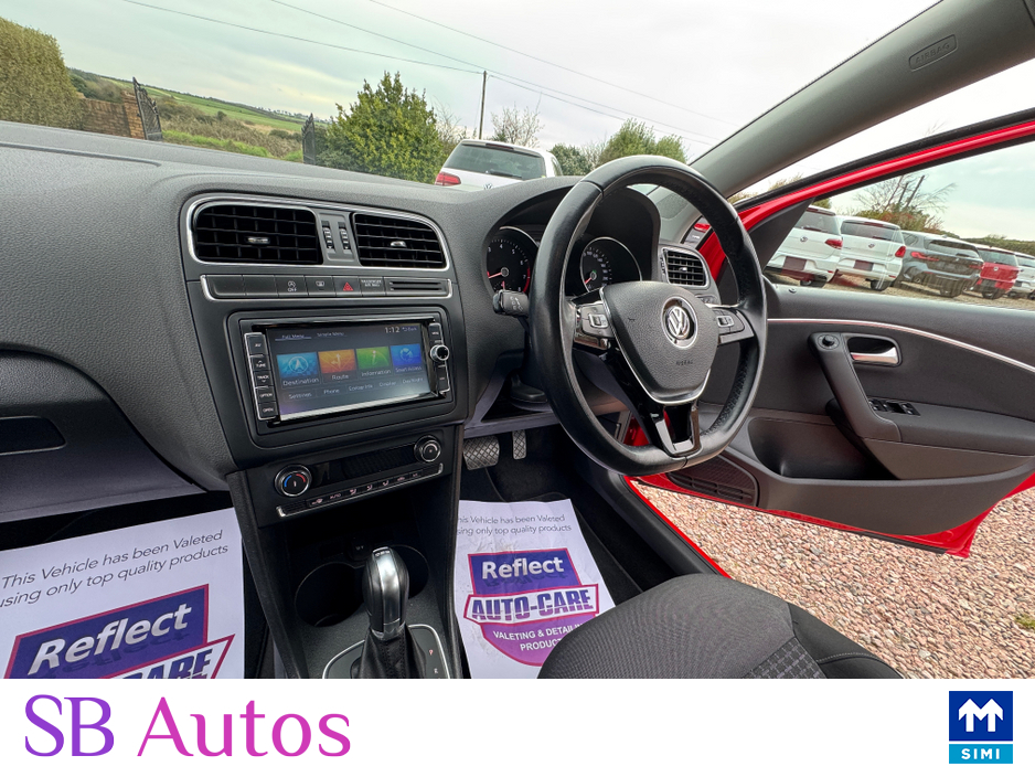 2016 Volkswagen Polo - image 14