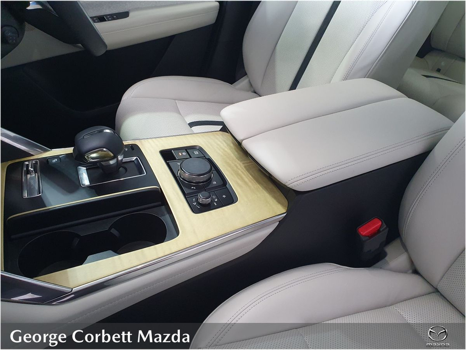 2025 Mazda CX-60 - image 17