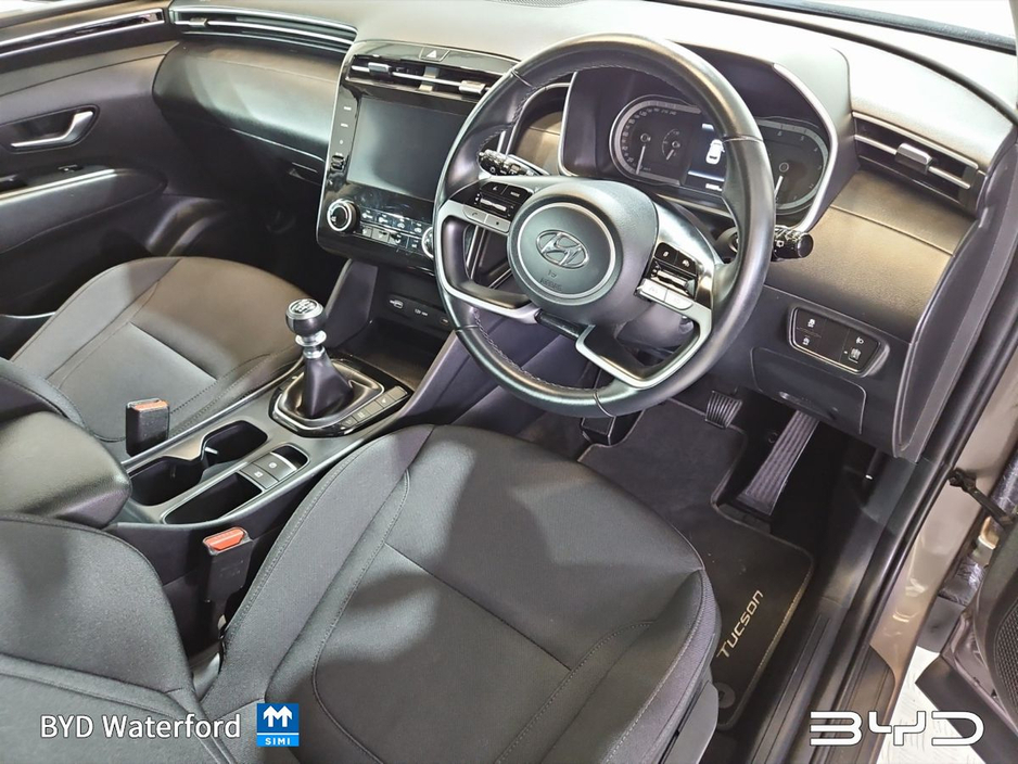 2023 Hyundai Tucson - image 9