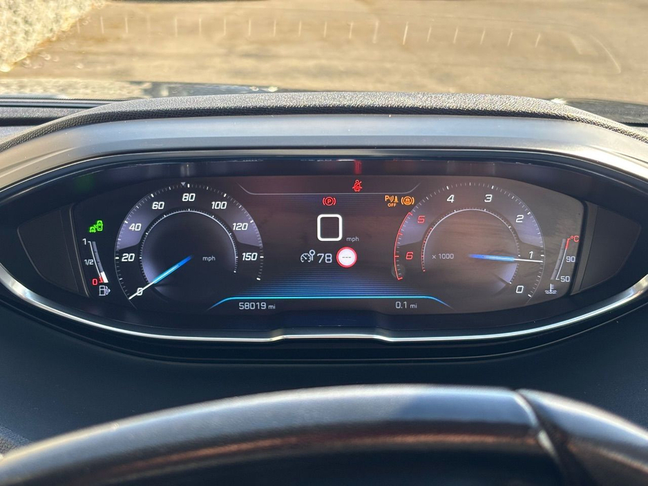 2019 Peugeot 3008 - image 13