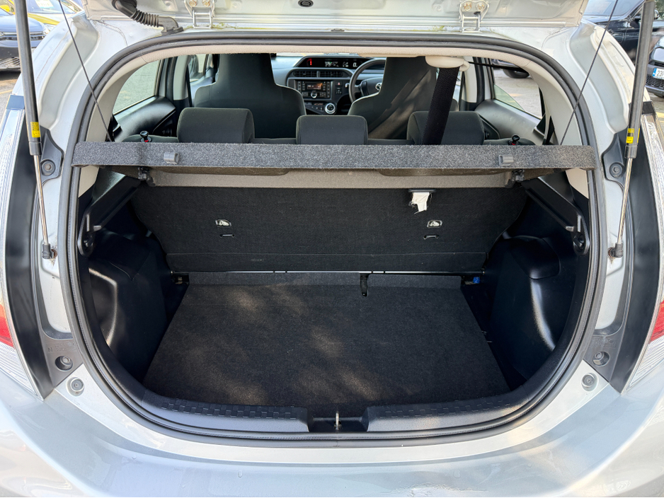 2017 Toyota Aqua - image 21