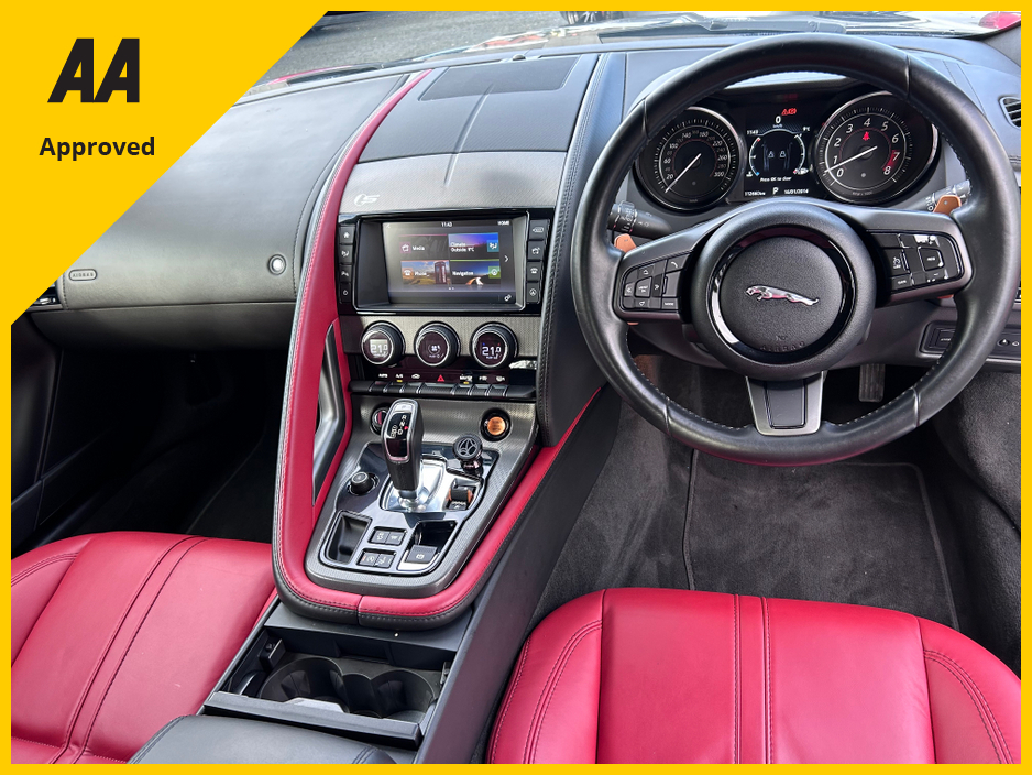 2016 Jaguar F-Type - image 7