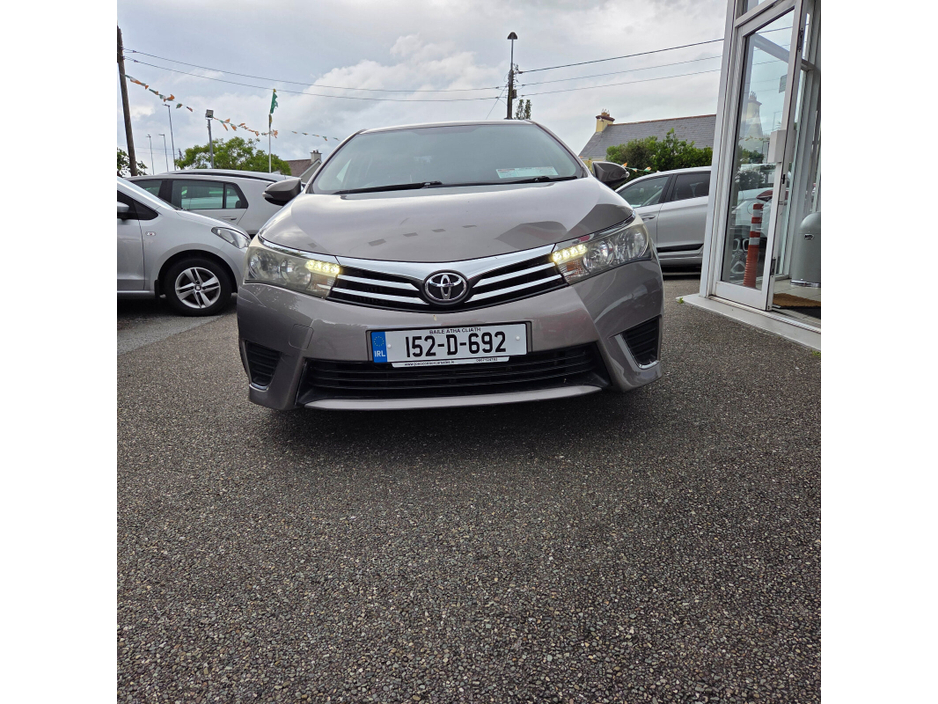 2015 Toyota Corolla D-4D 90 (1.4) Aura €9,999