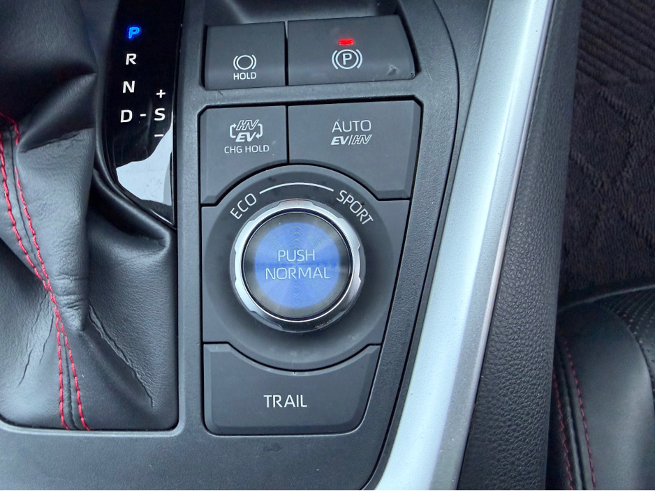 2024 Toyota Rav4 4X4 PHEV - Platinum Modelista - New model €48,940