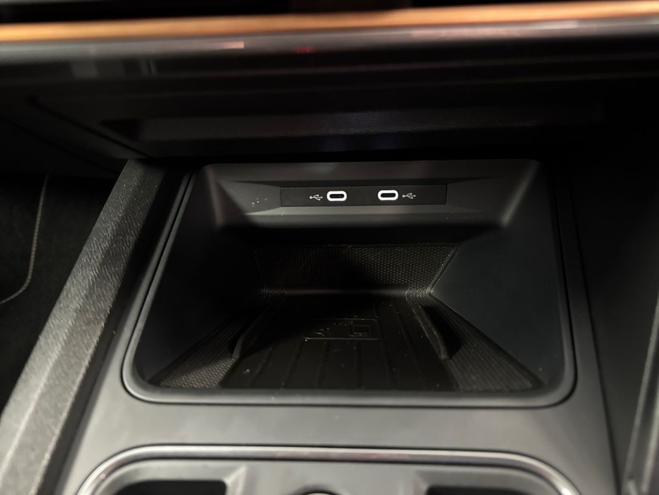 2021 Cupra Formentor - image 17