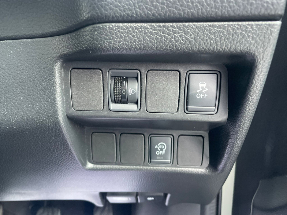 2015 Nissan Qashqai 1.5 DSL SV 4DR LOW KM €8,450