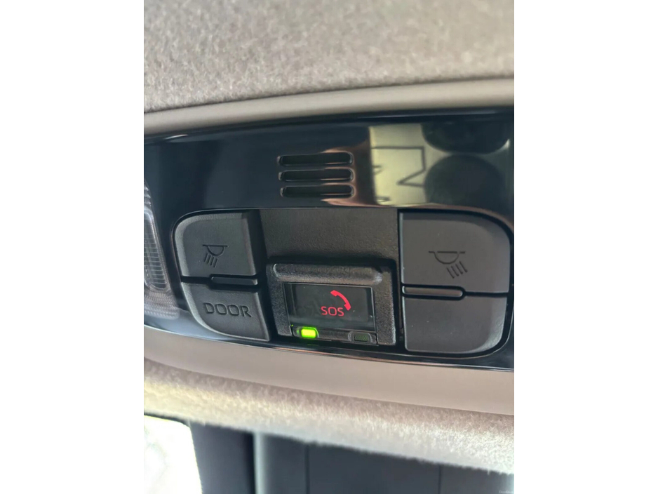 2023 Toyota Yaris 1.5 Hybrid 5Dr Luna €18,500