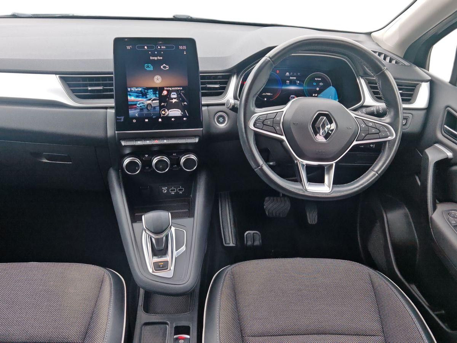 2021 Renault Captur - image 2