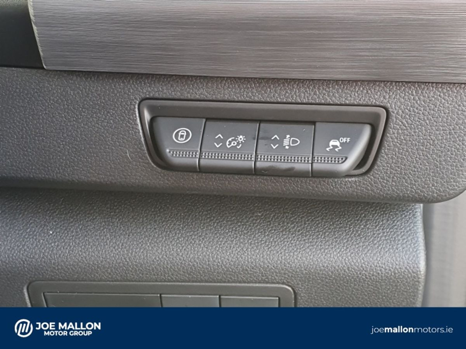 2026 Renault Kangoo - image 20