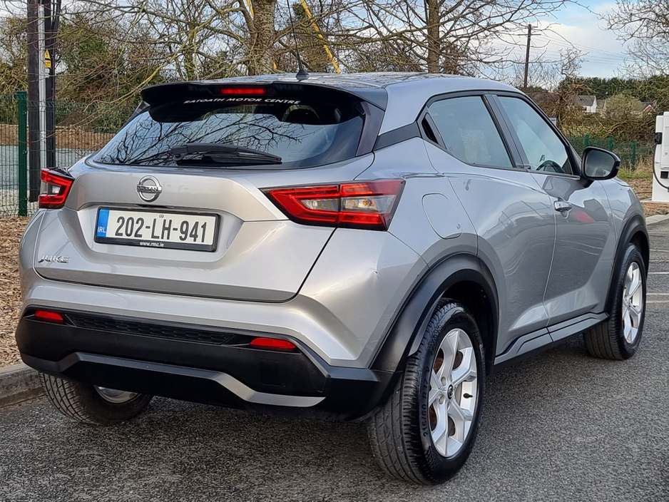 2020 Nissan Juke - image 9