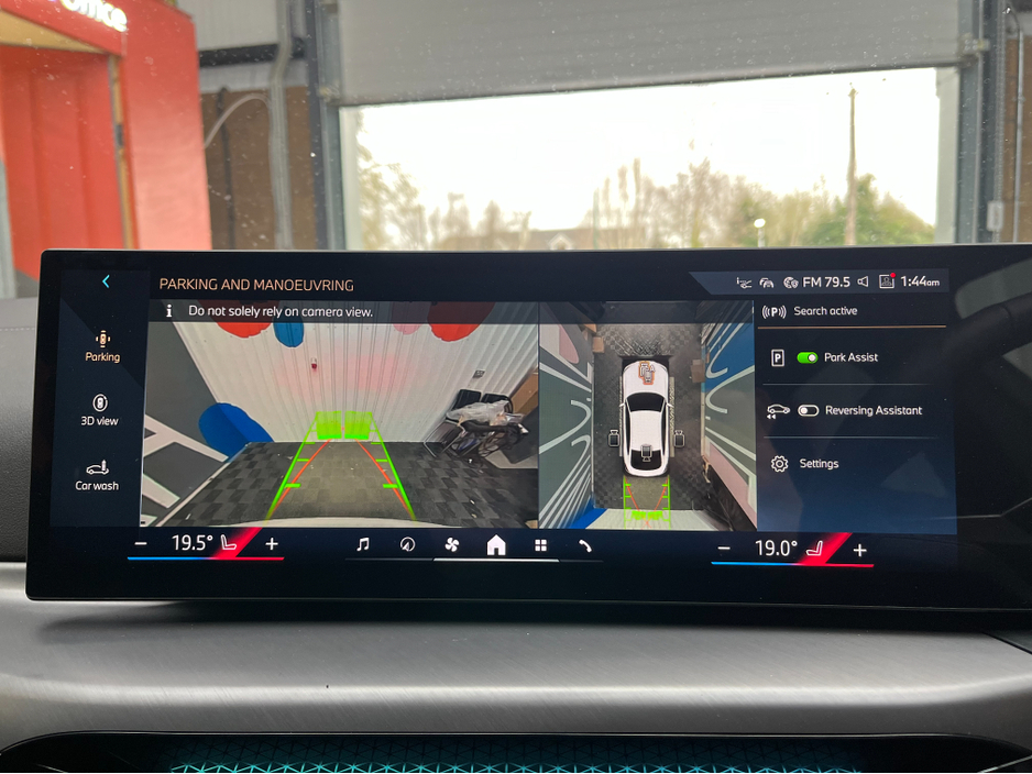 2025 BMW i4 - image 27