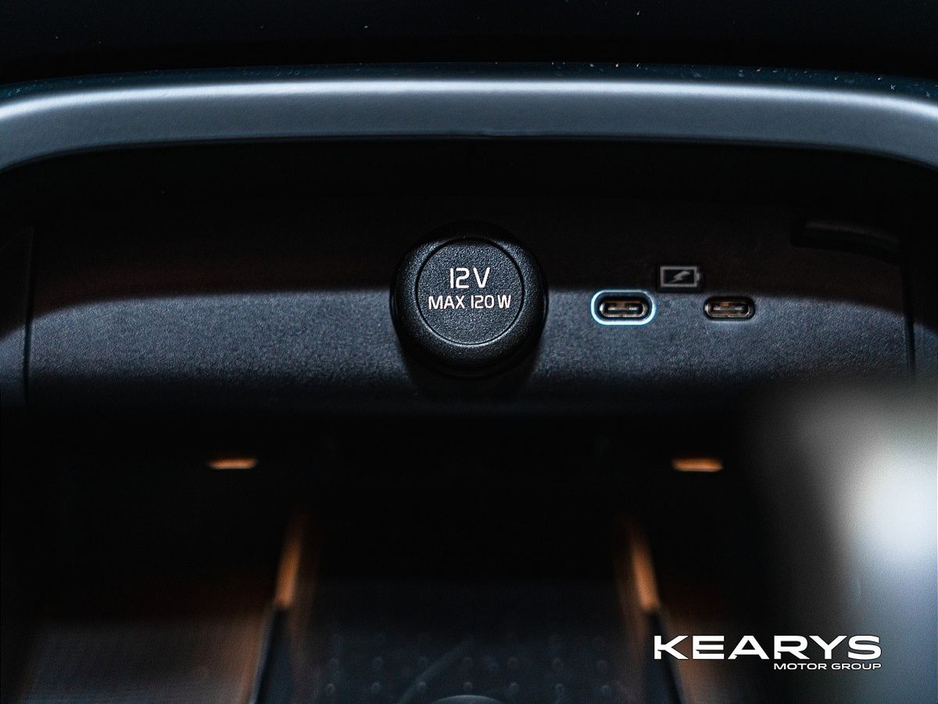 2022 Volvo XC40 XC40 RECHARGE (231hp) €28,490