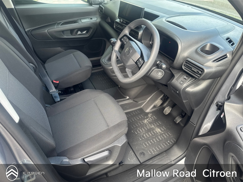 2026 Citroen Berlingo - image 2