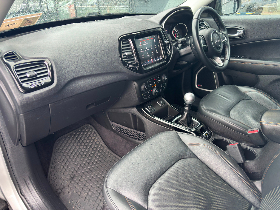 2019 Jeep Compass - image 5