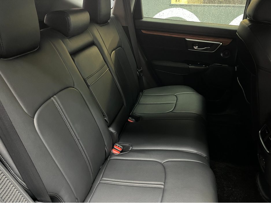 2018 Honda CR-V - image 14