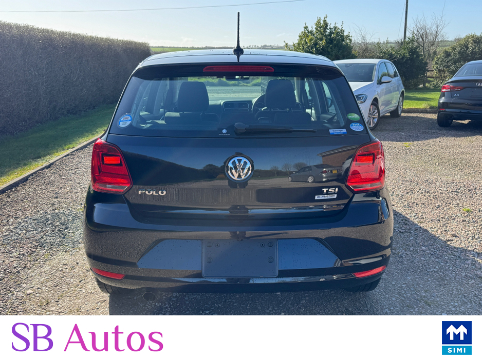 2016 Volkswagen Polo - image 8