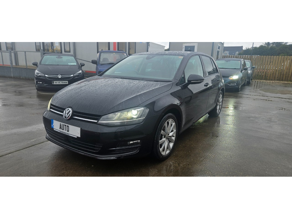 2017 Volkswagen Golf - image 19