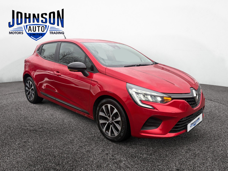 2023 Renault Clio - image 7