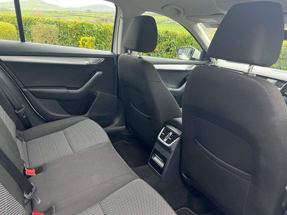 2017 Skoda Octavia AMBITION 1.0TSI 115HP €12,950