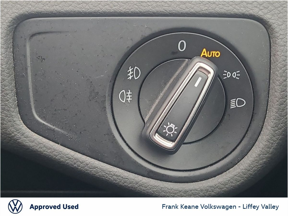 2016 Volkswagen Golf COMFORTLINE ESTATE AUTO 1.2TSI 115BHP *REAR VIEW CAMERA* *WHITE* *NEW NCT* *12 MONTHS FRANK KEANE WARRANTY* *FINANCE AVAILABLE* €14,495