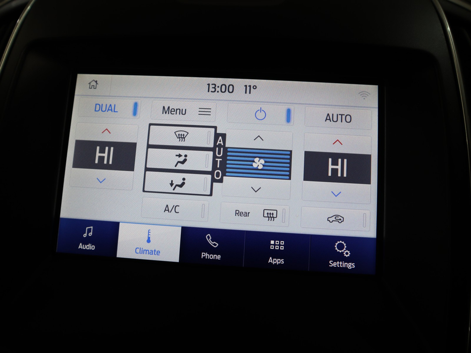 2019 Ford Galaxy - image 19