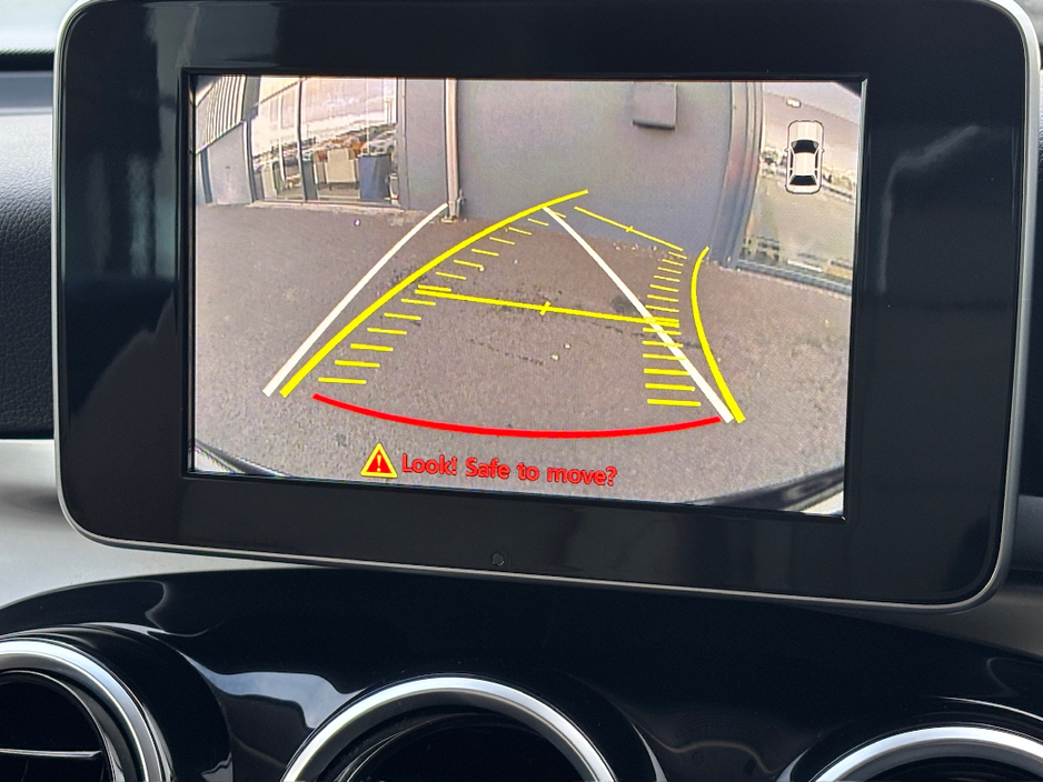 2017 Mercedes-Benz GLC Class - image 23