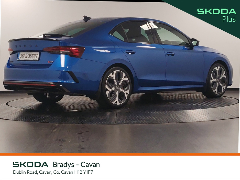 2025 Skoda Octavia - image 3