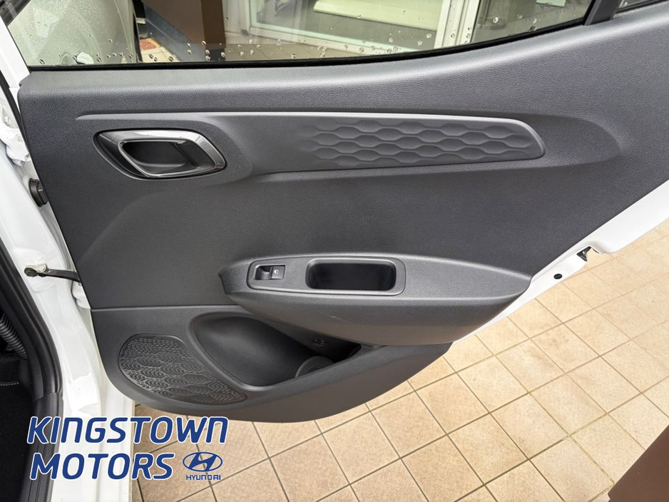 2024 Hyundai i10 - image 19