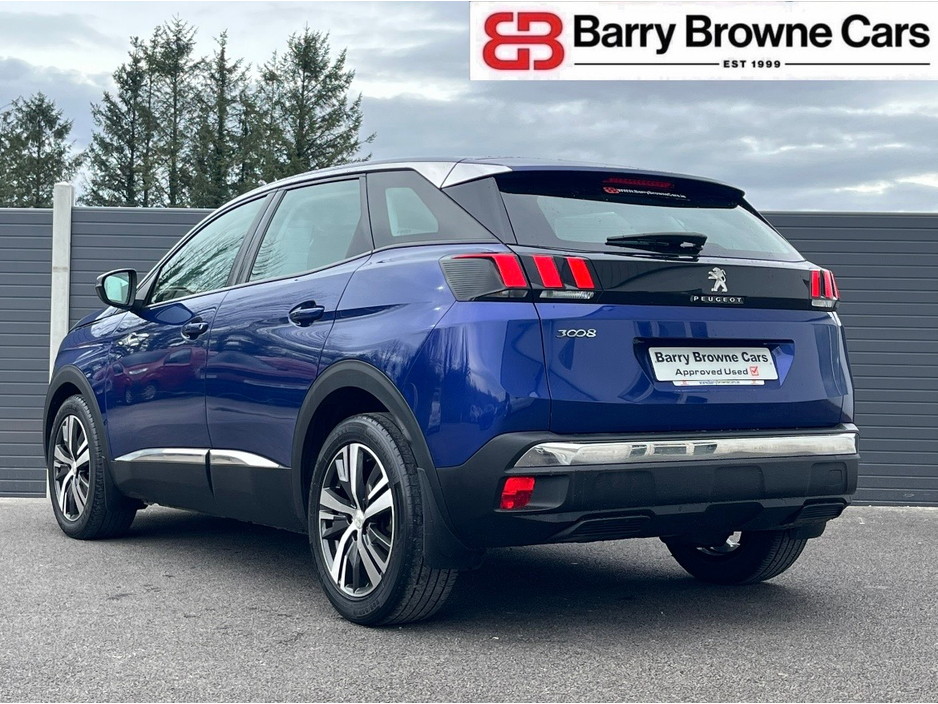 2018 Peugeot 3008 - image 6