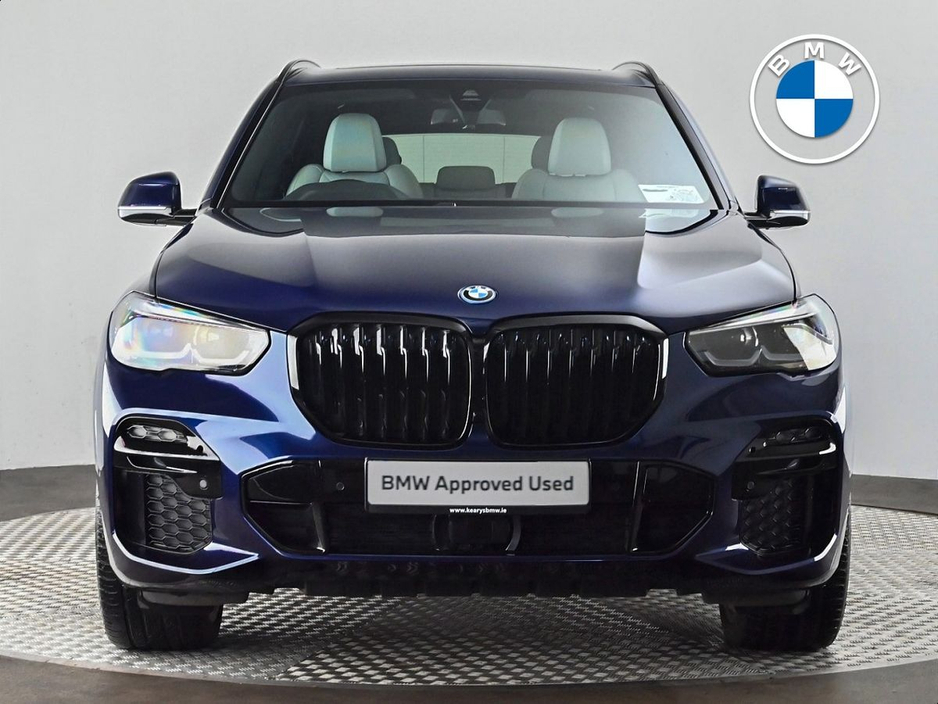 2023 BMW X5 xDrive45e M Sport €76,900