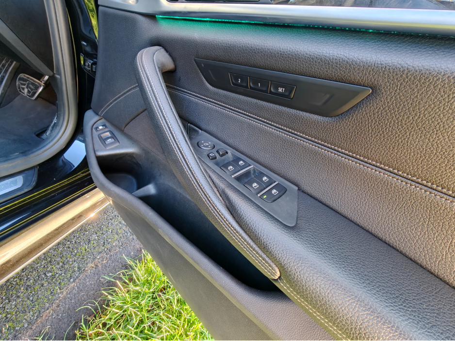 2017 BMW 5 Series 530E M SPORT PETRL PLUG IN HYBRID €25,950