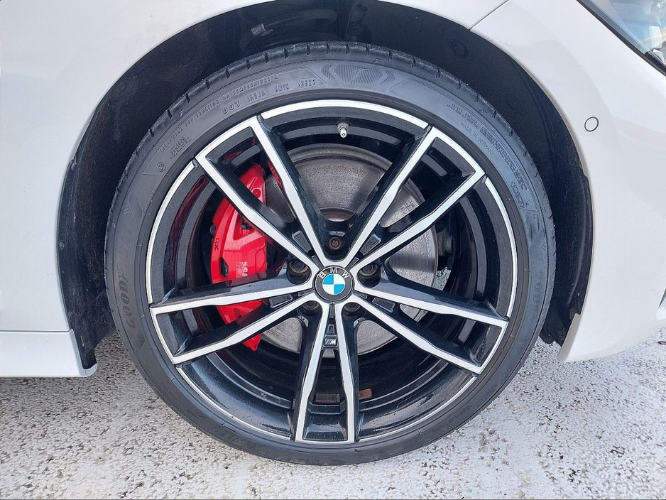 2022 BMW 3 Series 330d M Sport Saloon €49,995