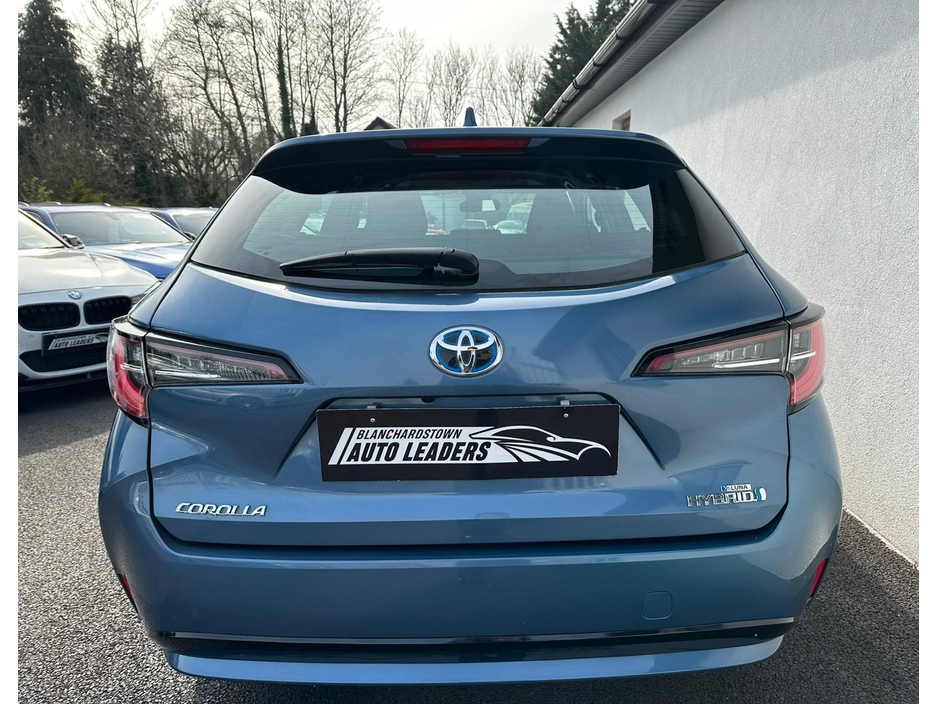 2021 Toyota Corolla - image 6