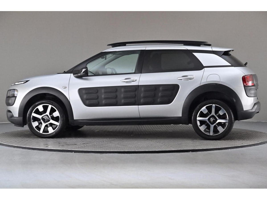 2017 Citroen C4 Cactus - image 5