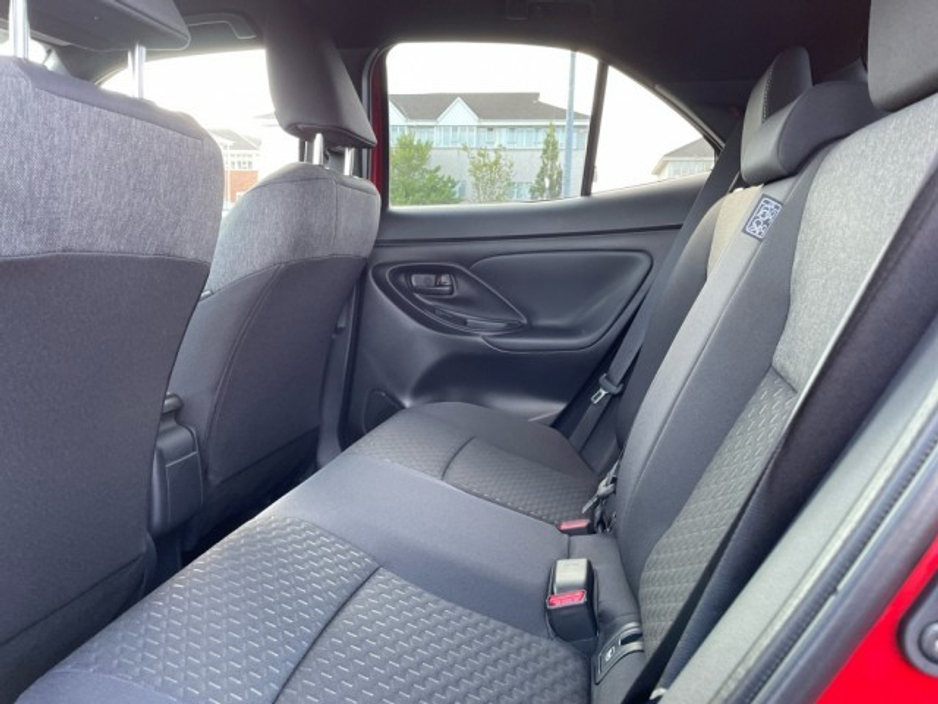 2024 Toyota Yaris Cross - LunaSport - 1.5 Hybrid - Automatic - 2 Free Services Included - EUR 180 Tax // Remote Central Locking // Front Electric Windows // Rear Electric Windows // Electric Mirrors // Finger Tip Stereo Cont €29,799