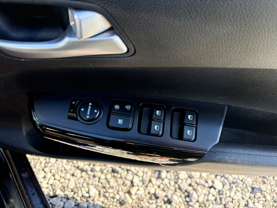 2019 Kia Picanto - image 18