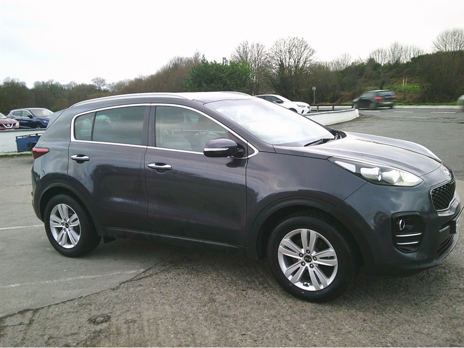 2017 Kia Sportage NCT 2027,€200 TAX, LEATHER  HEATED SEATS, REVERSE CAMERA, CRUISE, TAXED , LOW KMS. €15,999
