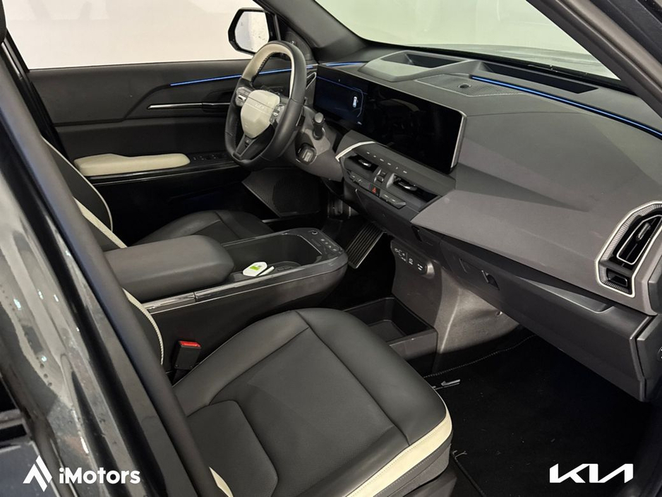 2026 Kia EV5 - image 18