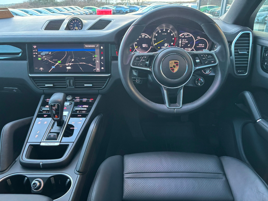 2022 Porsche Cayenne Coupe 3.0 V6 e-hybrid €73,995