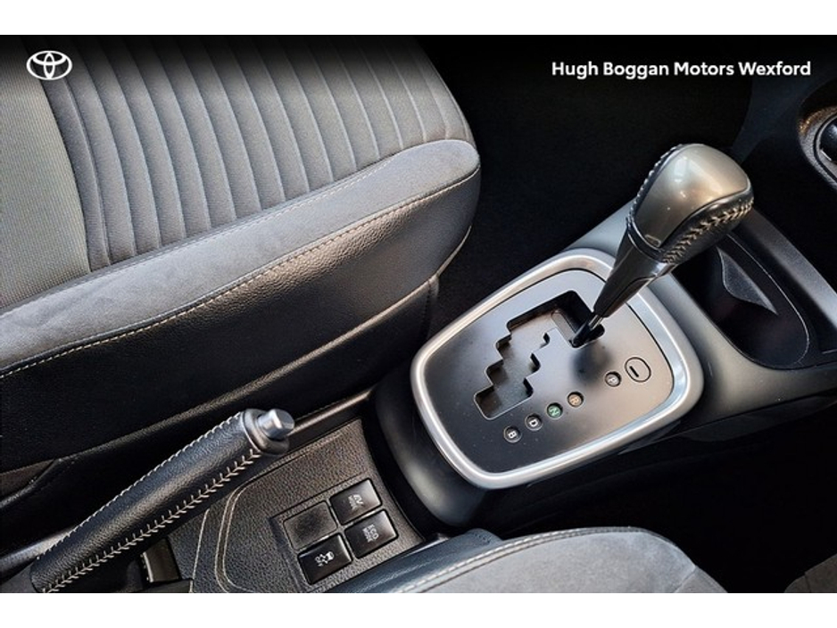 2016 Toyota Yaris HYBRID LUXURY IRISH CAR! €14,995