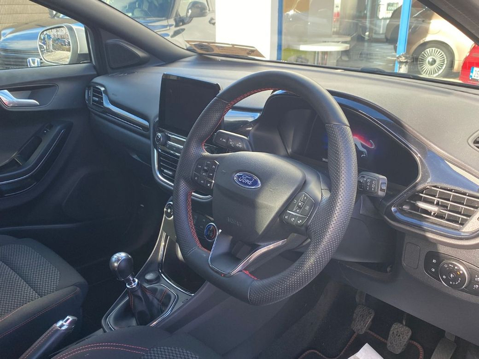 2023 Ford Puma St-line 5D 1.0T Mhev €22,995